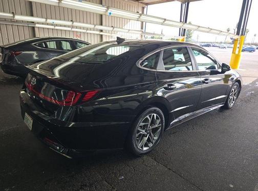 Phantom Black 2022 Hyundai SONATA SEL