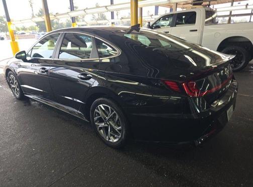 Phantom Black 2022 Hyundai SONATA SEL