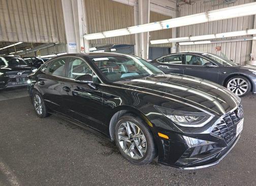 Phantom Black 2022 Hyundai SONATA SEL