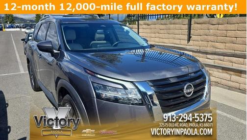 2022 Nissan Pathfinder SL