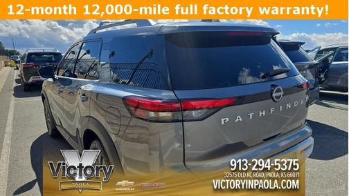 2022 Nissan Pathfinder SL