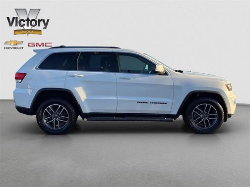 2019 Jeep Grand Cherokee Laredo E