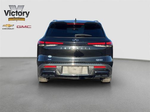 2022 INFINITI QX60 Luxe