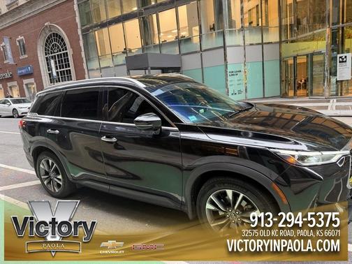 2022 INFINITI QX60 Luxe