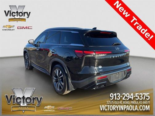 2022 INFINITI QX60 Luxe