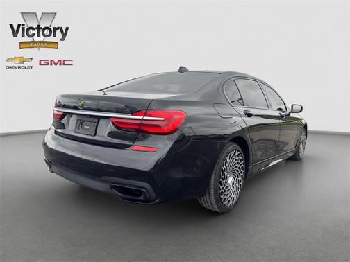 2018 BMW 750 i xDrive