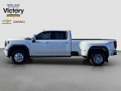 2024 GMC Sierra 3500 Denali