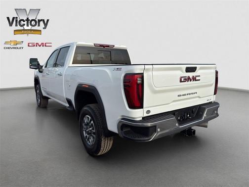 2026 GMC Sierra 2500 SLT