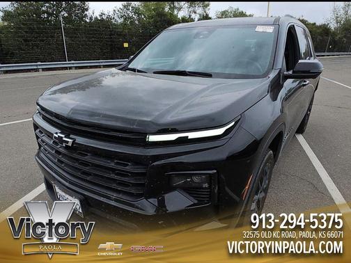 Mosaic Black Metallic 2024 Chevrolet Traverse LT