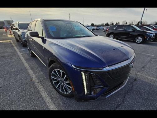2024 Cadillac LYRIQ Sport
