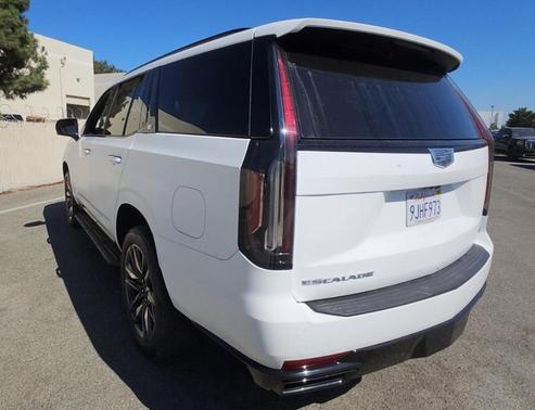 2023 Cadillac Escalade Sport