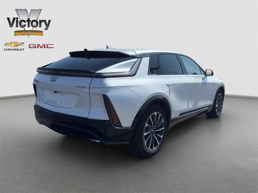 2024 Cadillac LYRIQ Sport