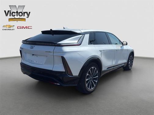 2024 Cadillac LYRIQ Sport