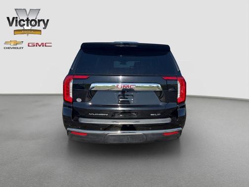 Onyx Black 2023 GMC Yukon XL SLT