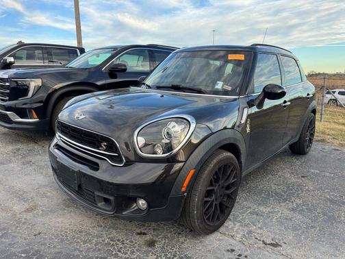 2015 MINI Countryman Cooper S