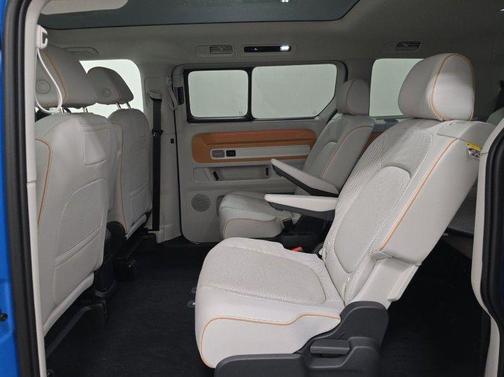 Cabana Blue Metallic - Candy White 2025 Volkswagen ID. Buzz 1st Edition