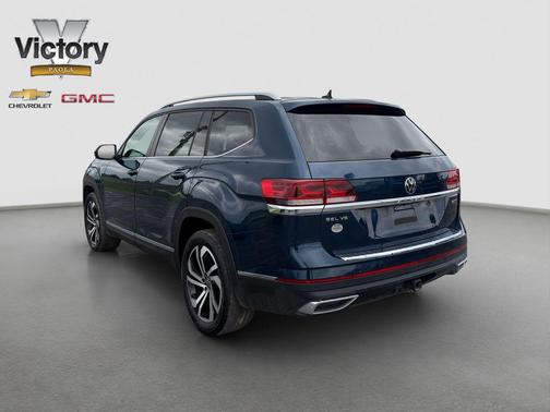 Blue Metallic 2022 Volkswagen Atlas 3.6L SEL