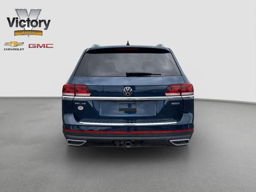 Blue Metallic 2022 Volkswagen Atlas 3.6L SEL
