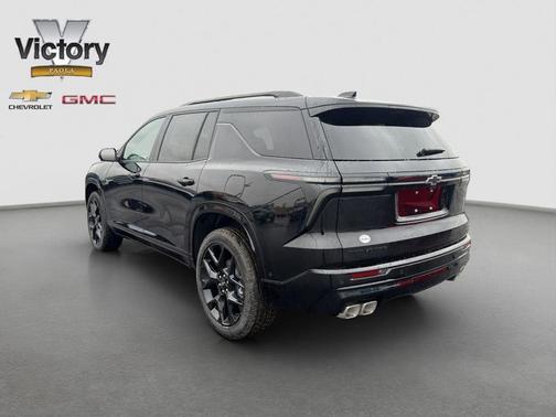 Black 2026 Chevrolet Traverse RS