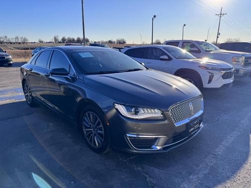 2017 Lincoln MKZ Select