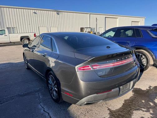 2017 Lincoln MKZ Select