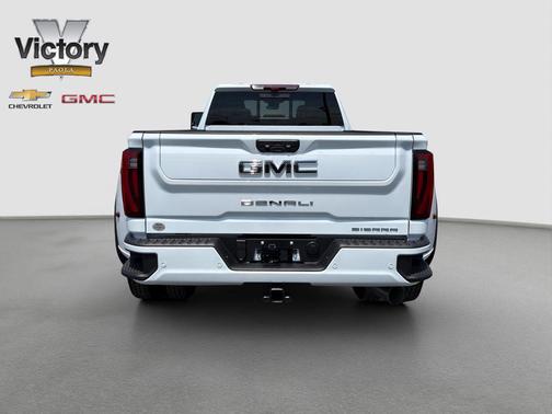 Glacier White Tricoat 2026 GMC Sierra 3500 Denali