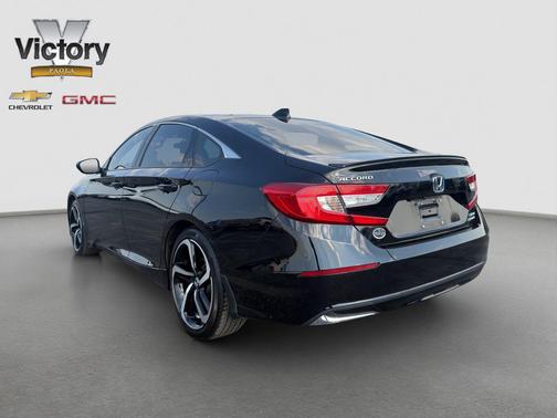 Crystal Black Pearl 2022 Honda Accord Hybrid Sport