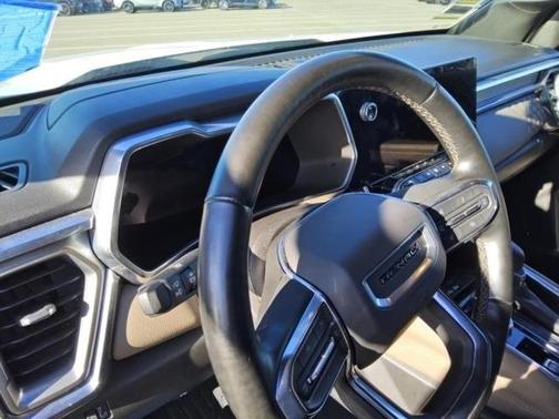 2023 GMC Canyon Denali