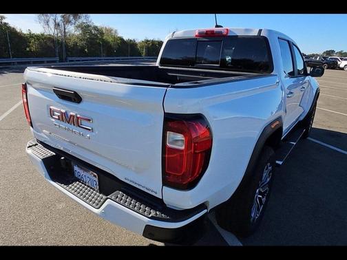 2023 GMC Canyon Denali