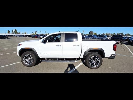 2023 GMC Canyon Denali