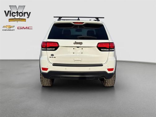 2016 Jeep Grand Cherokee Laredo