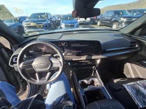 2024 Chevrolet Traverse LS