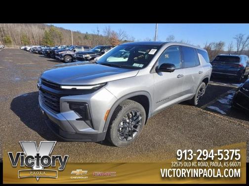 2024 Chevrolet Traverse LS