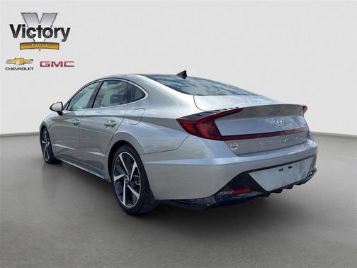 2022 Hyundai SONATA SEL Plus