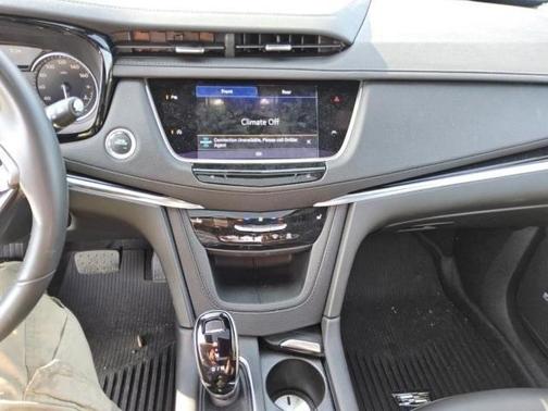 2025 Cadillac XT6 Luxury AWD