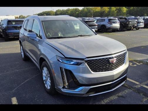 2025 Cadillac XT6 Luxury AWD