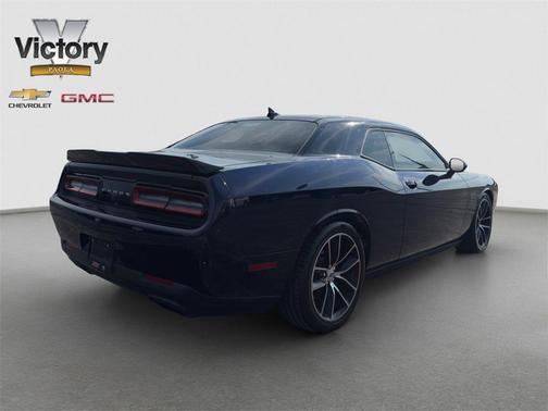 2017 Dodge Challenger R/T 392