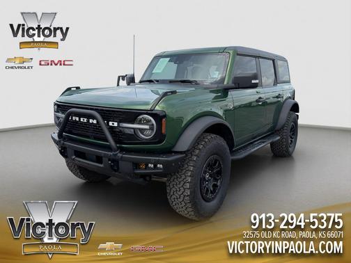 Eruption Green Metallic 2022 Ford Bronco Wildtrak