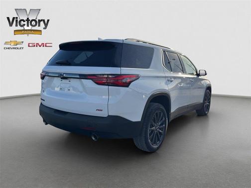 2022 Chevrolet Traverse RS