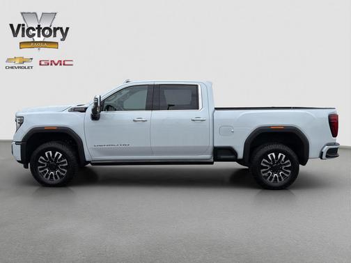 Glacier White Tricoat 2026 GMC Sierra 2500 Denali Ultimate