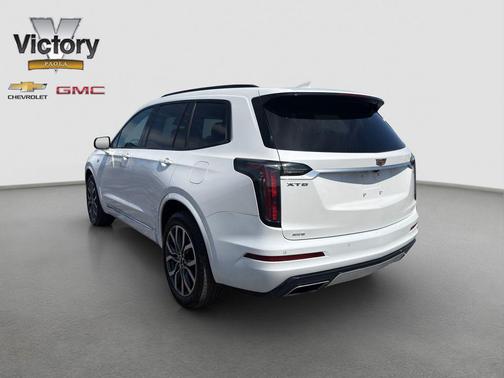 Crystal White Tricoat 2024 Cadillac XT6 Sport AWD