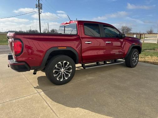 2023 GMC Canyon Denali