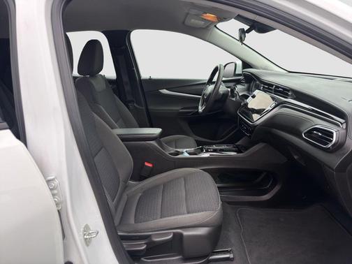 Summit White 2023 Chevrolet Bolt EUV LT