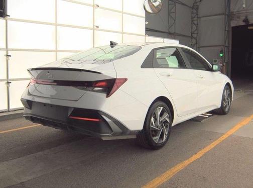 White 2025 Hyundai ELANTRA SEL Sport