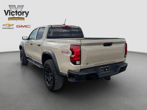 Sand Dune Metallic 2024 Chevrolet Colorado Trail Boss