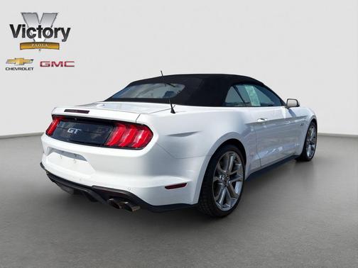 Oxford White 2019 Ford Mustang GT Premium