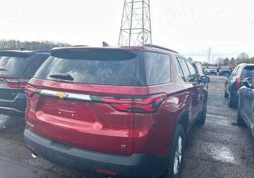 Radiant Red Tintcoat 2023 Chevrolet Traverse LT Cloth