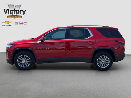 Radiant Red Tintcoat 2023 Chevrolet Traverse LT Cloth