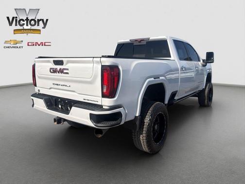 White Frost 2021 GMC Sierra 2500 Denali