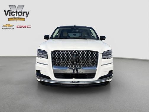 2024 Lincoln Navigator L Black Label